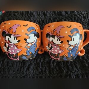 Set of 2 Disney Halloween mugs